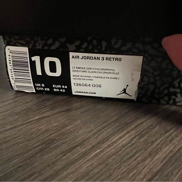 Jordan 3 Chlorophyll Size 10 - Picture 5 of 7